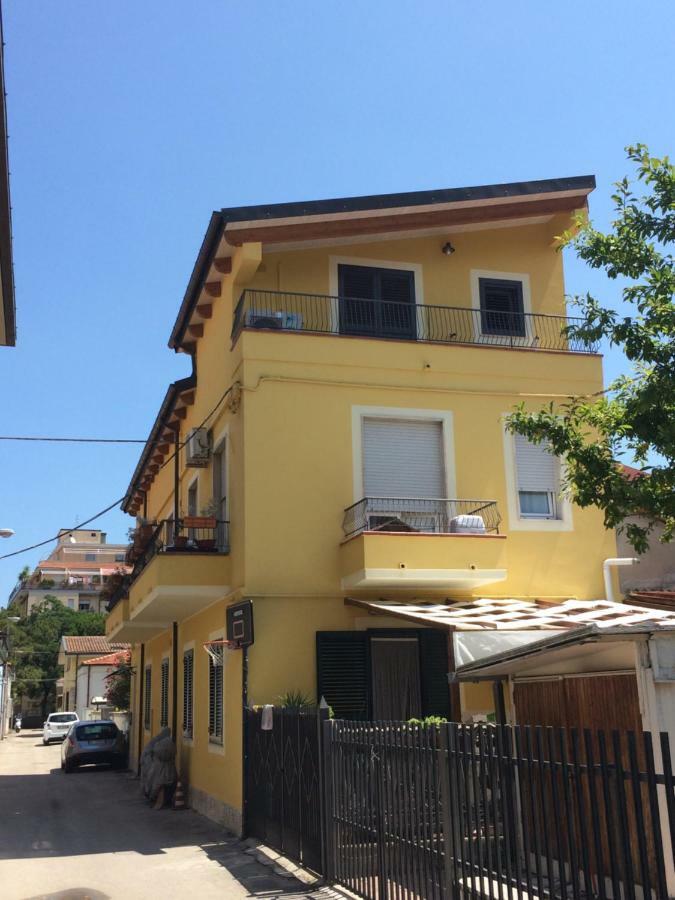 Casa Vacanze “Sale Di Mare” Пескара Экстерьер фото